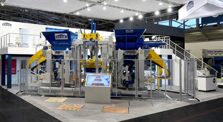 Máquina de bloques de concreto orientable que no necesita rieles para Dirksen Sierbeton
