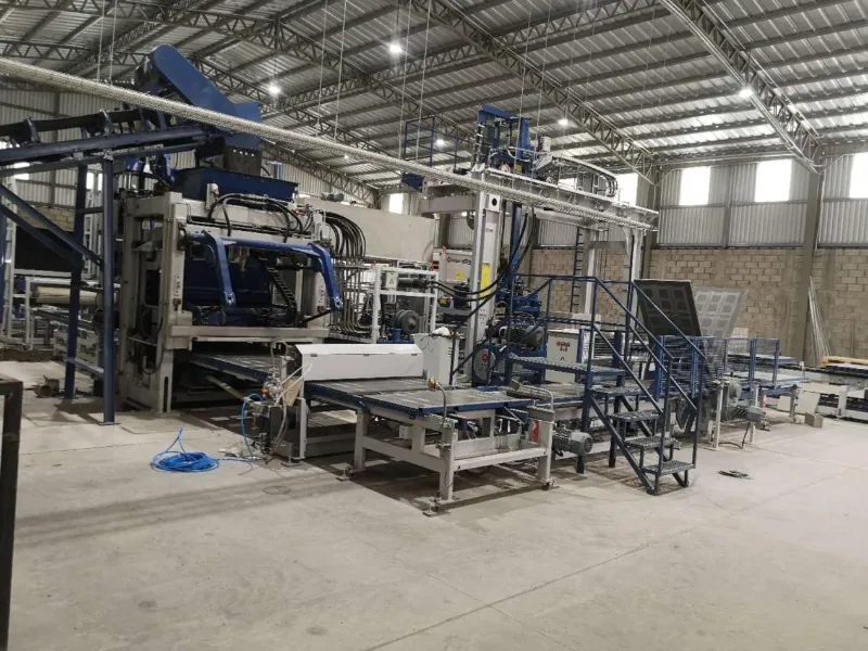 Máquinas automáticas para fabricar bloques de hormigón para la producción de bloques de hormigón a gran escala en América del Sur